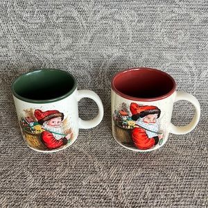 Vintage 1980's Santa coffee mugs. Set of 2